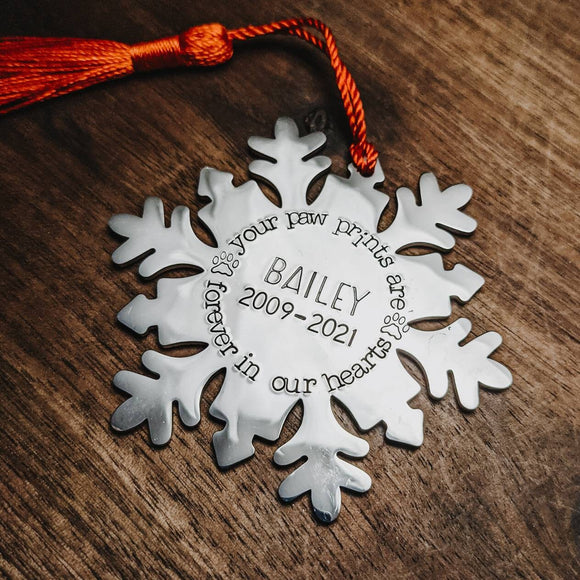 Pet Memorial - Snowflake Ornament, Your paw prints are forever in our hearts